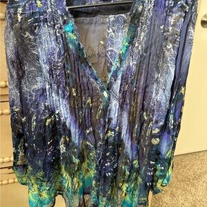 Elegant Blue and Green Women's Top